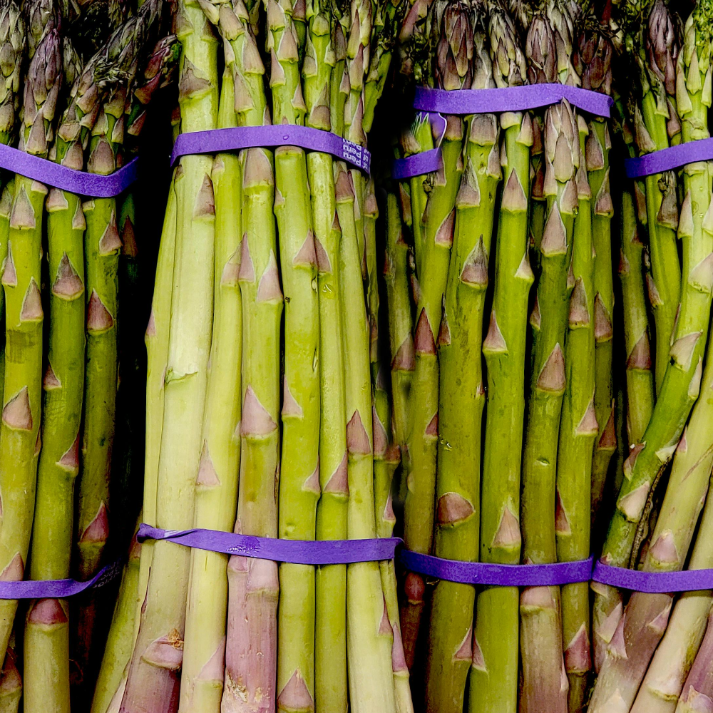 Spring vegetables in season in the UK